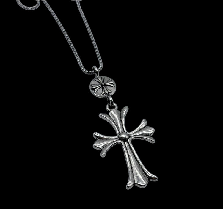 Rosette Cross Necklace - Twel2Three